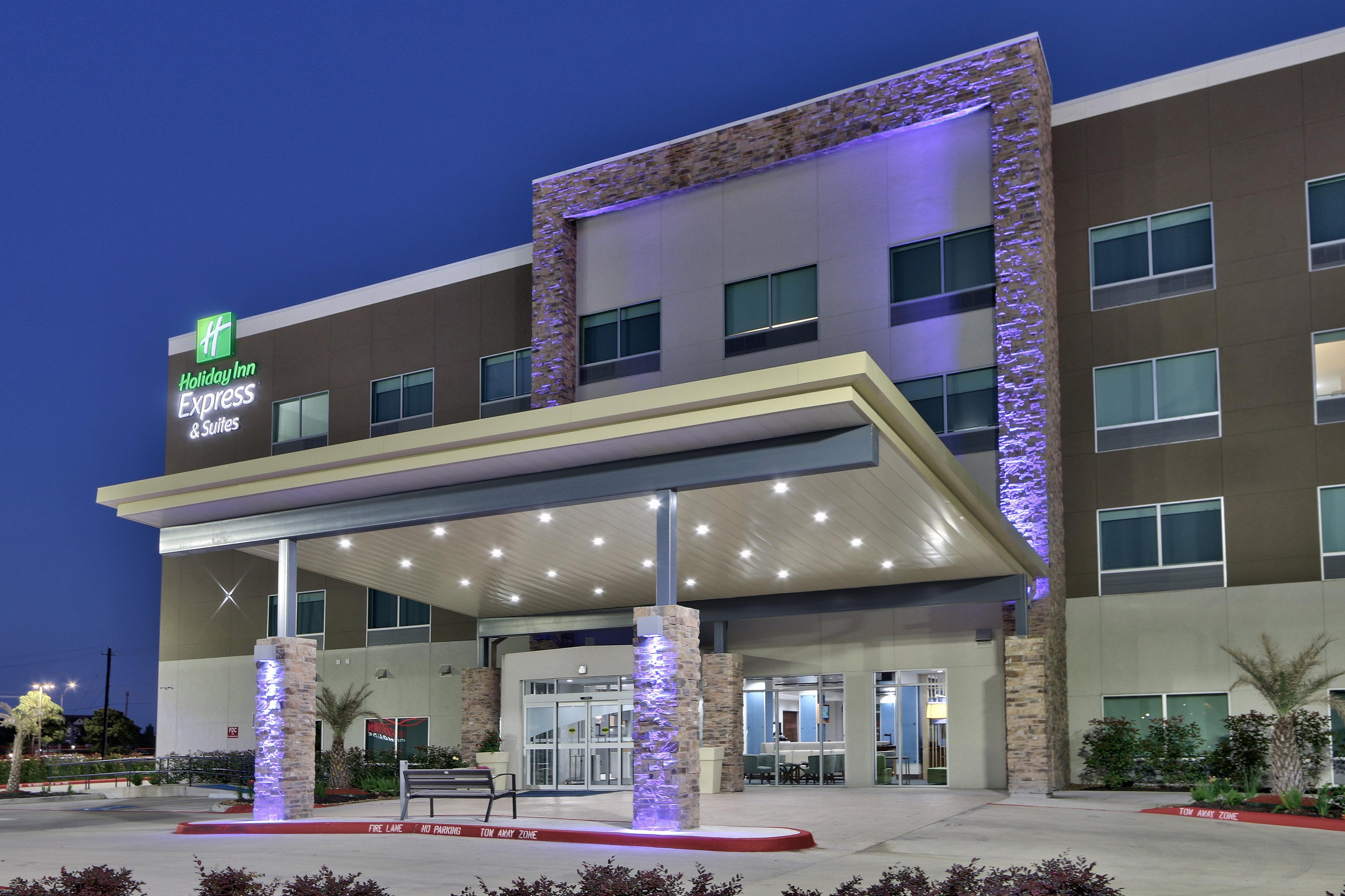 Holiday Inn Express & Suites - Houston East - Beltway 8 By Ihg Cloverleaf Dış mekan fotoğraf